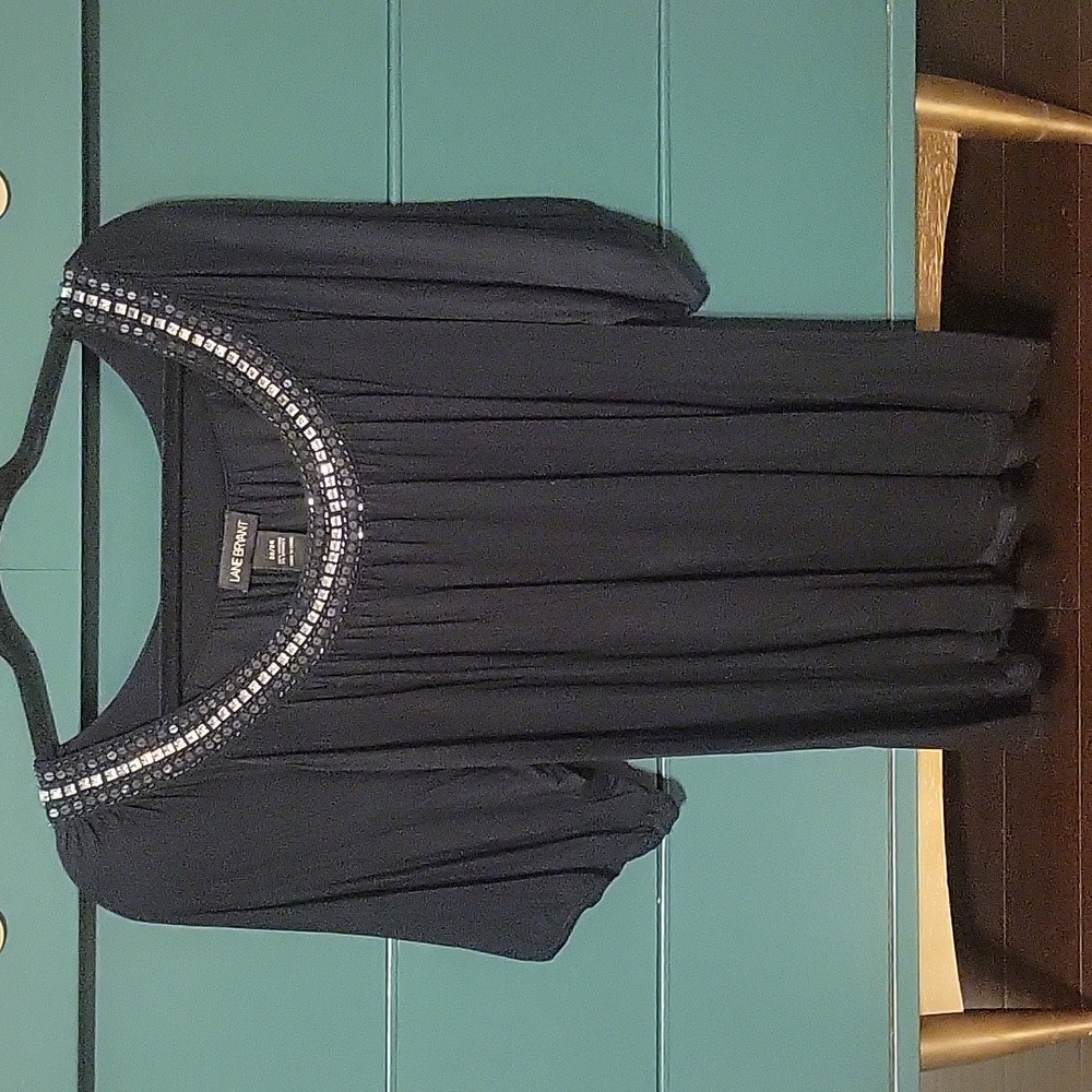 Lane Bryant U-neck Beaded/Bling Top (Sz 22/24)